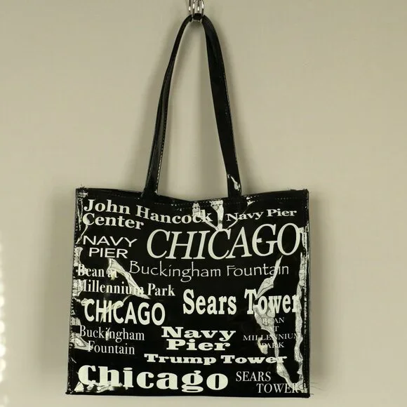 Chicago Landmark Vinyl Tote Bag, Shopping Bag, Souvenir Tote, Black and White - Picture 3 of 10